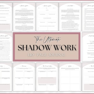 Peut inclure: Un journal rose et blanc avec le texte "The Ultimate Shadow Work 140 Page Journal" sur la couverture. Le journal est conçu pour aider les gens à explorer leur ombre et à travailler leurs émotions.