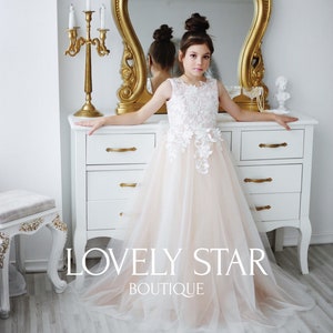 Boho flower girl dress Lace flower girl dress Tutu dress Flower girl dress train Tulle girl dress Junior bridesmaid dress Toddler dress