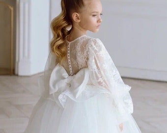 Princess flower girl dress,Girl wedding dress,Baby girl dress,Lace flower girl dress,Girl tulle dress,First communion dress,Girl ball gown