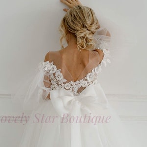 Rustic flower girl dress, Girl wedding dress, Junior bridesmaid dress,Birthday girl dress,Tulle flower girl dress,Tutu dress,Lace girl dress