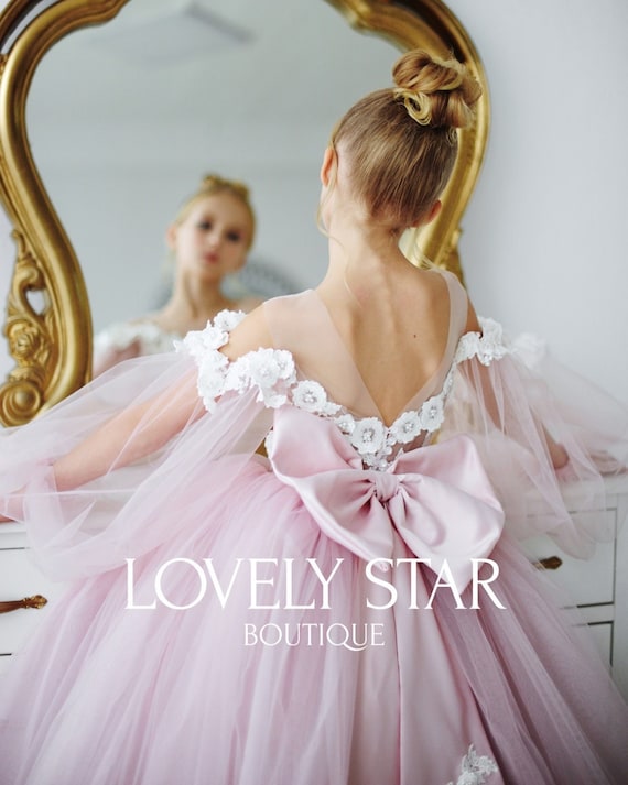 Lovely Ruffled Ivory Tulle Appliques Flower Girl Dresses Lovely Ruffled Ivory Tulle Appliques Flower Girl Dresses