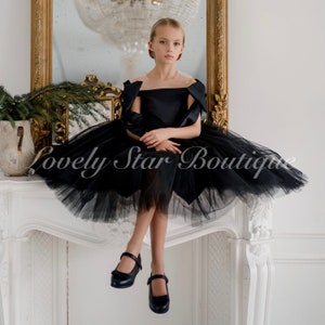 Black flower girl dress, Tutu girl dress, Short flower girl dress, Girl wedding dress,Toddler dress,Tulle flower girl dress,Girl party dress