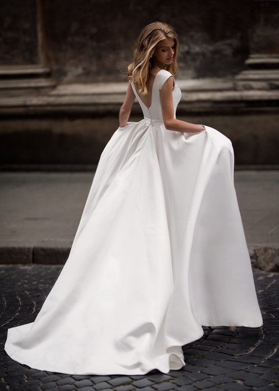 dresses for a summer wedding guest 2019