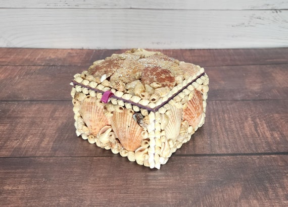 Square Shell Trinket Box|Beach House Decor|Jewerly Storage|Bathroom Decor|Lake House Decor|Bedroom Decor|Catchall Box|Keepsake Box|Home