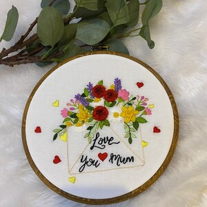 Valentine red rose hoops,floral embroidery hoop,red roses,Embroidery hoop,valentine gift,mothers day gift,Custom Embroidery hoop imagem 7