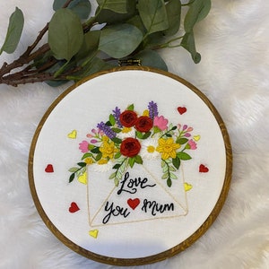 Valentine red rose hoops,floral embroidery hoop,red roses,Embroidery hoop,valentine gift,mothers day gift,Custom Embroidery hoop imagem 1