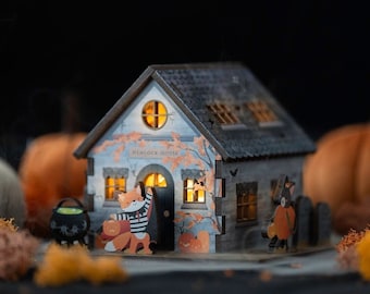 Tiny Halloween House Desk Light - Spooky Haunted Wooden Cottage - Pop Out Wood Night Light - Cute Ghost Home Decor Gift Cauldron Decoration