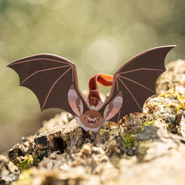 Bechstein's Bat Decoration - Rare British Breeds Wooden Endangered Animals - UK British Isles Wildlife Garden Decor Cute Spooky Halloween