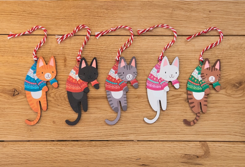Hanging Christmas Cats Decorations Xmas Bauble Handmade cute kawaii kittens 2022 Wooden Animal Tree Cat Ornament Custom Xmas Jumper image 3