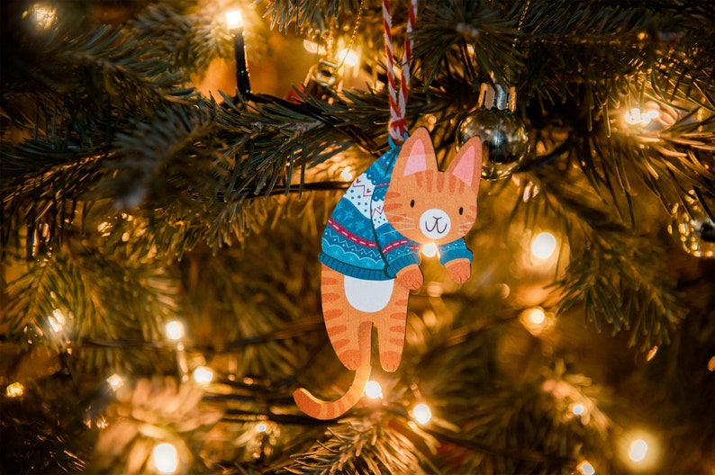 Hanging Christmas Cats Decorations Xmas Bauble Handmade cute kawaii kittens 2022 Wooden Animal Tree Cat Ornament Custom Xmas Jumper image 2