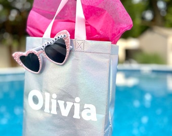 bridesmaid gift bag, bridesmaid bachelorette party bag, holographic bag, personalized gift bag, bridesmaid bag name, girls trip name bag