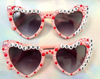 Jonas brothers glasses, jonas brothers tour sunglasses, custom beaded sunglasses, Kevin Joe nick sunglasses, lovebug glasses