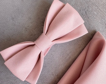 Blush pink bow tie Groomsmen bow tie and pocket square set Boys bow tie