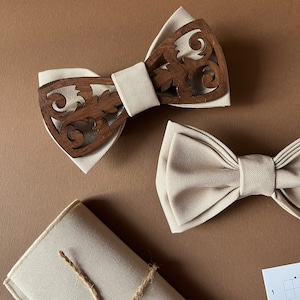 Champagne bow tie and pocket square Wooden bow tie Groomsmen gift set