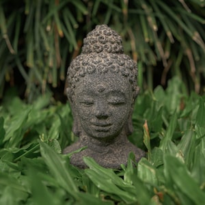 Buddha Head Concrete 4.8 Inch / 12 cm, Buddha Sculpture, Meditating Buddha, Garden Décor, Garden Figurine, Housewarming, Gift Idea