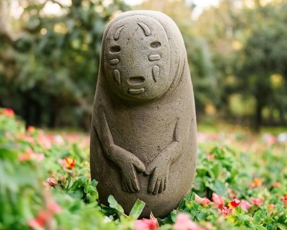 昭和モダンレトロたぬきの石彫刻 約32cm 石彫刻 昭和モダンレトロたぬきの石彫刻 約32cm たぬきの石彫刻