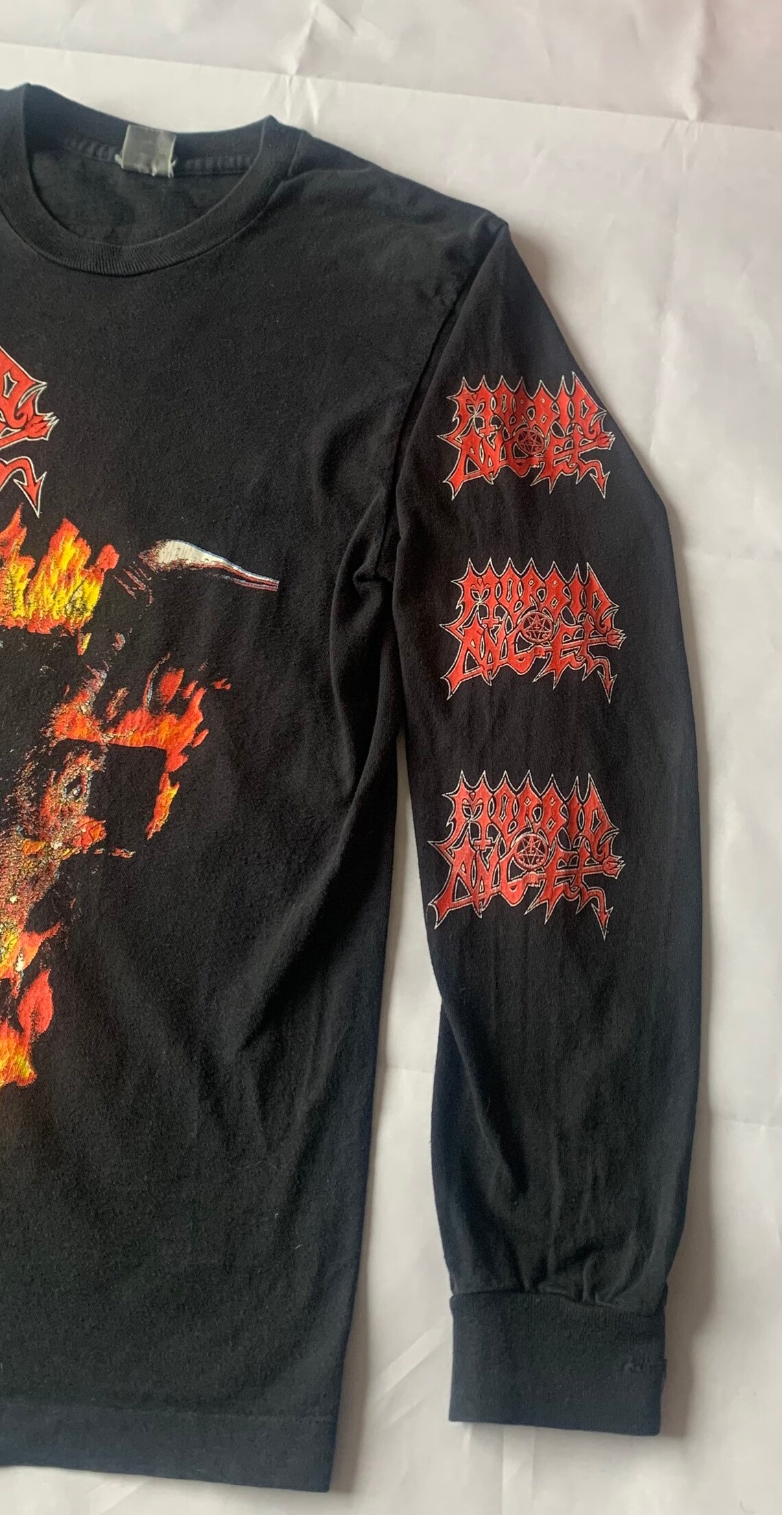 best shirt on white pant