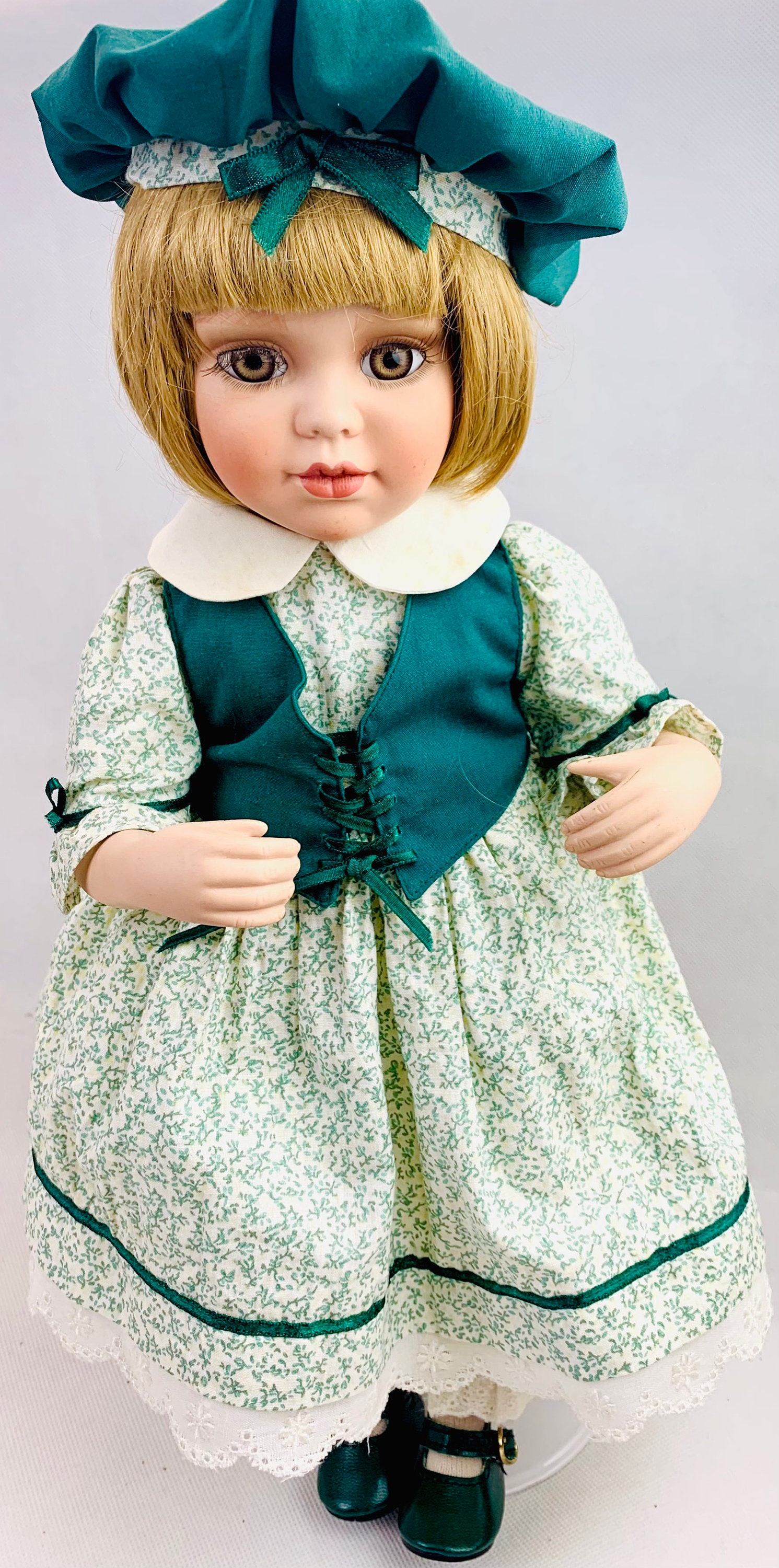 英国製Alberon Collector's Porcelain Doll Alberon Porcelain Doll Collectors Doll H: 18'' Boxed 'Jessica' on