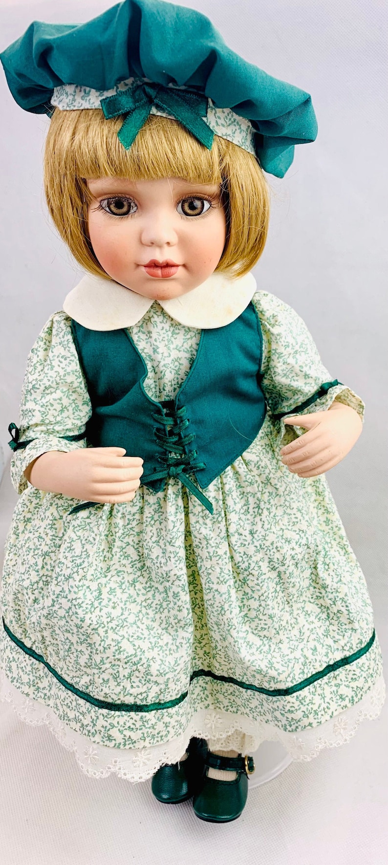 alberon collectors porcelain doll