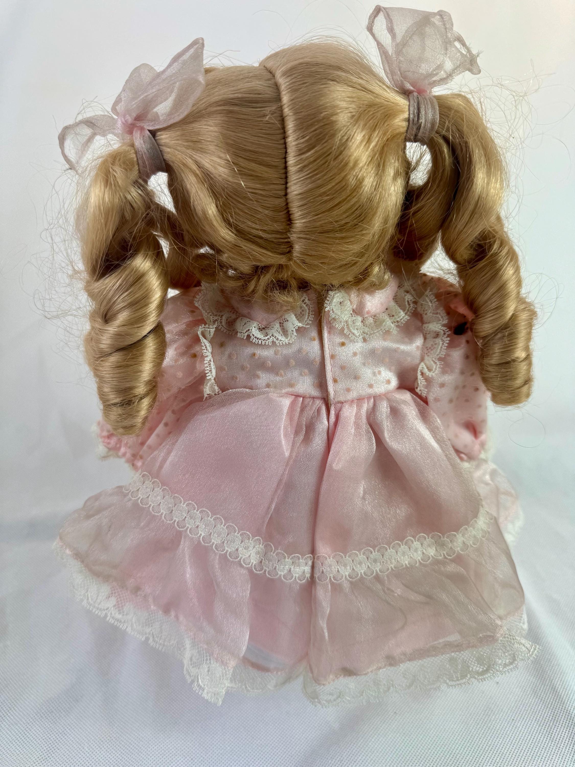 激レア Vintage 1974 Libby Doll Porcelain Doll (named Libby) From the Leonardo Collection - Etsy