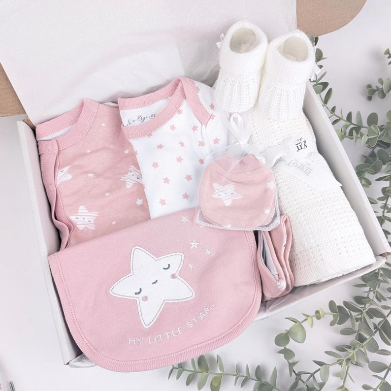 Baby Girl Pink Gift Set | Baby Hamper | Baby Girl Hamper | Baby Shower ...