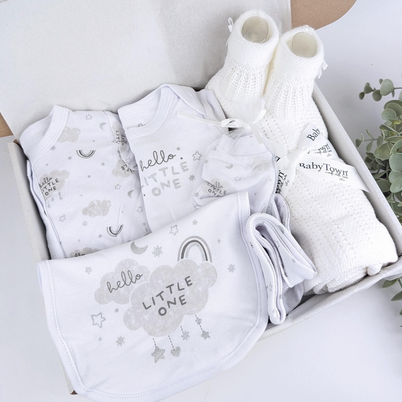 New Born Baby Boy 5Pc Set In White Color Blended Stuff