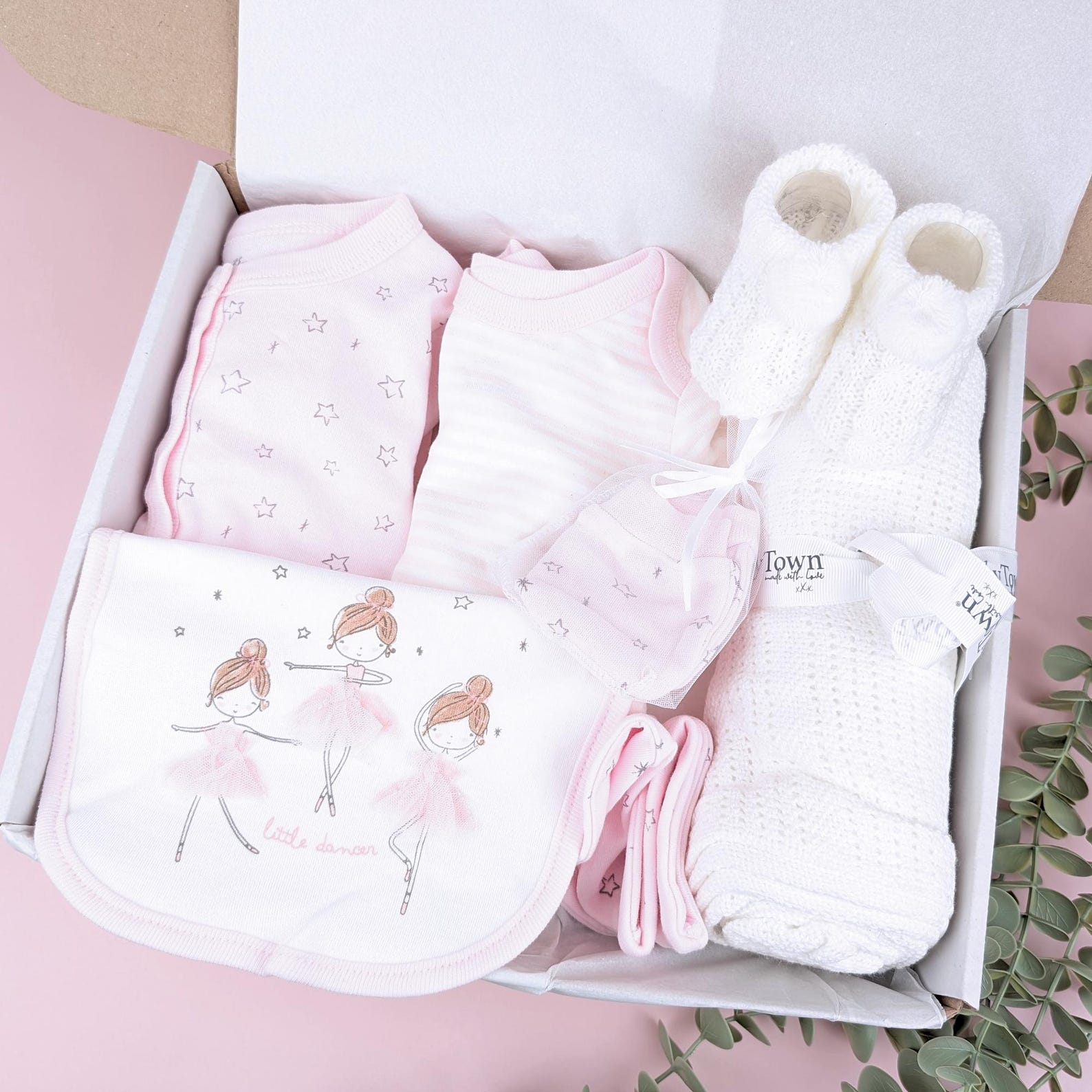 Baby Girl Pink Gift Set | Baby Hamper | Baby Girl Hamper | Baby Shower ...
