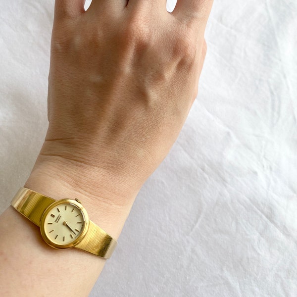 Vintage Seiko Bracelet Watch; Elegant Ladies Watch