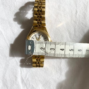 90s Citizen Watch Roman Number Oval Watch image 4