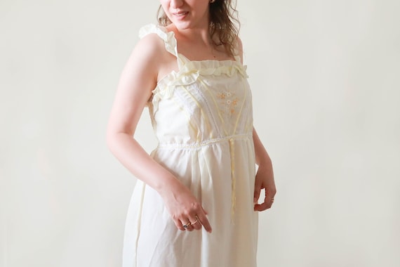 60s Embroidered Gauzy Nightgown ; Vintage Romanti… - image 2