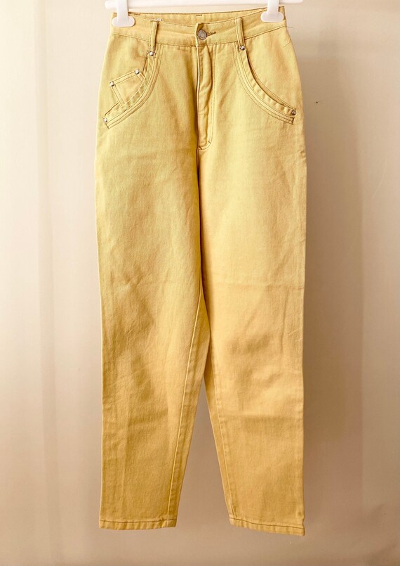 Straight Leg Jeans; Petite Jeans; Mustard Jeans; W24 Jeans