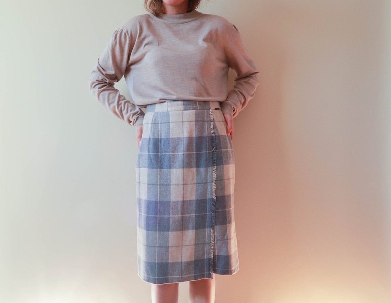 Tartan Wool Pastel Skirt 40 EU / 12 UK / 8 US Size Vintage Classy Ecru Tartan Skirt Vintage Pastel Skirt image 2