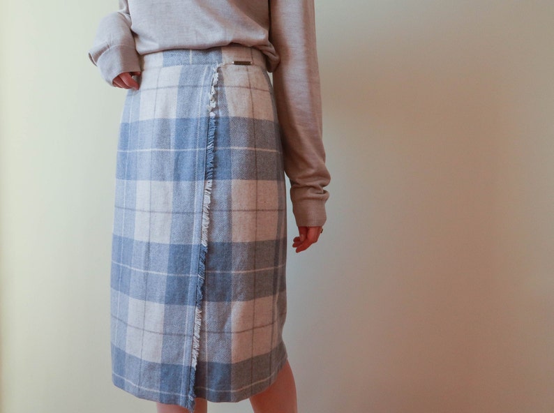 Tartan Wool Pastel Skirt 40 EU / 12 UK / 8 US Size Vintage Classy Ecru Tartan Skirt Vintage Pastel Skirt image 1