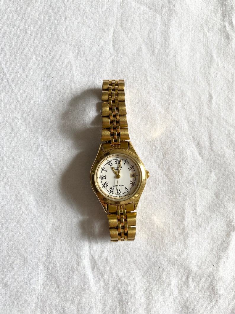 90s Citizen Watch Roman Number Oval Watch image 3