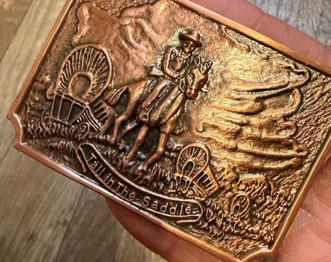 Vintage ‘Tail in the Saddle’ Western Horse Carriage Metal Belt Buckle