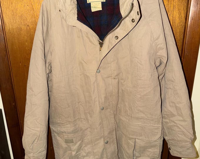 Vintage Men’s LL Bean Khaki Trenchcoat, 1970s-80s Size Medium Regular