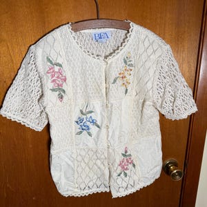 Vintage Granny Core Embroidered BFA Classics Floral Size Small Button Up Lace Shirt