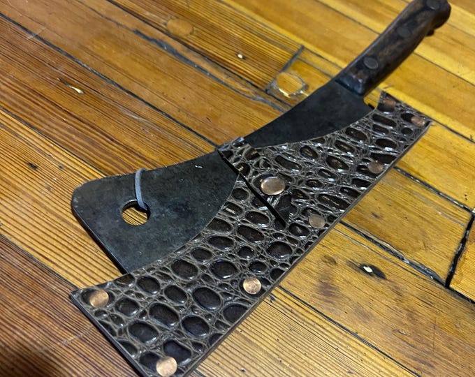 Vintage Cleaver with Crocodile Leather Sheath