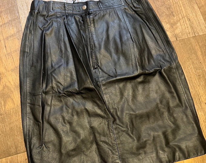 Vintage 1990s Brandon Thomas Leather Skirt, Size 10A