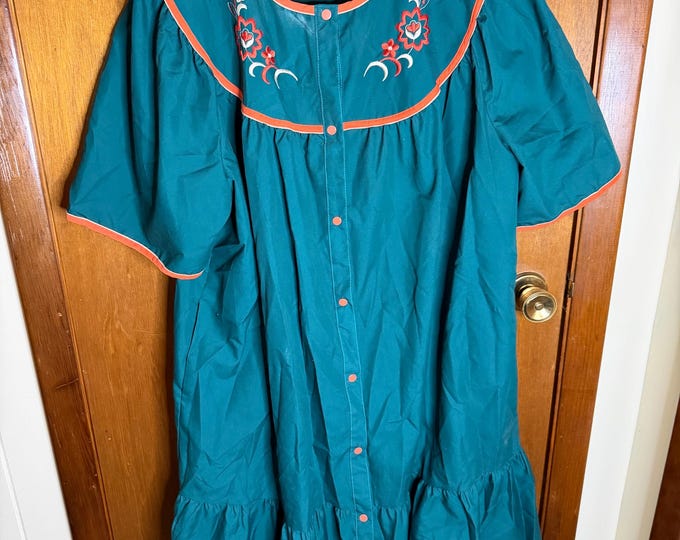 Vintage Button up Irish Dress