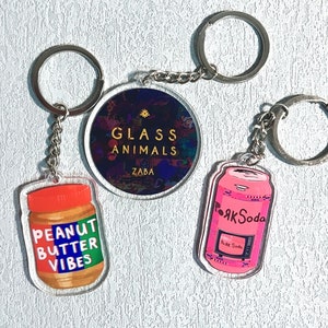 Glass Animals Band Keychain English Indie Rock Band Keyrings, Double Sided Acrylic Indie Music Christmas Gift Ornament Gift, ZABA