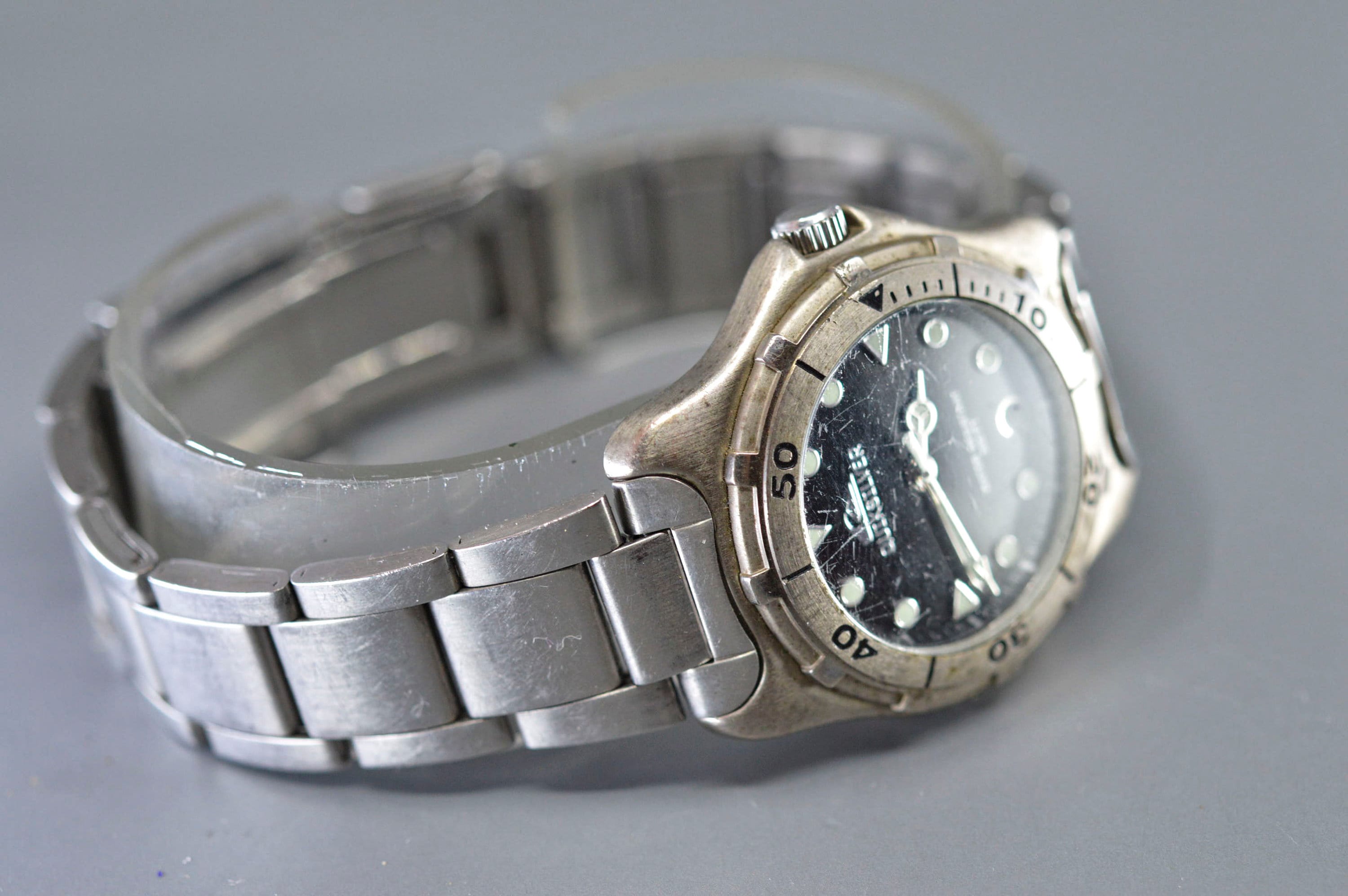 Quicksilver hotsell boys watch