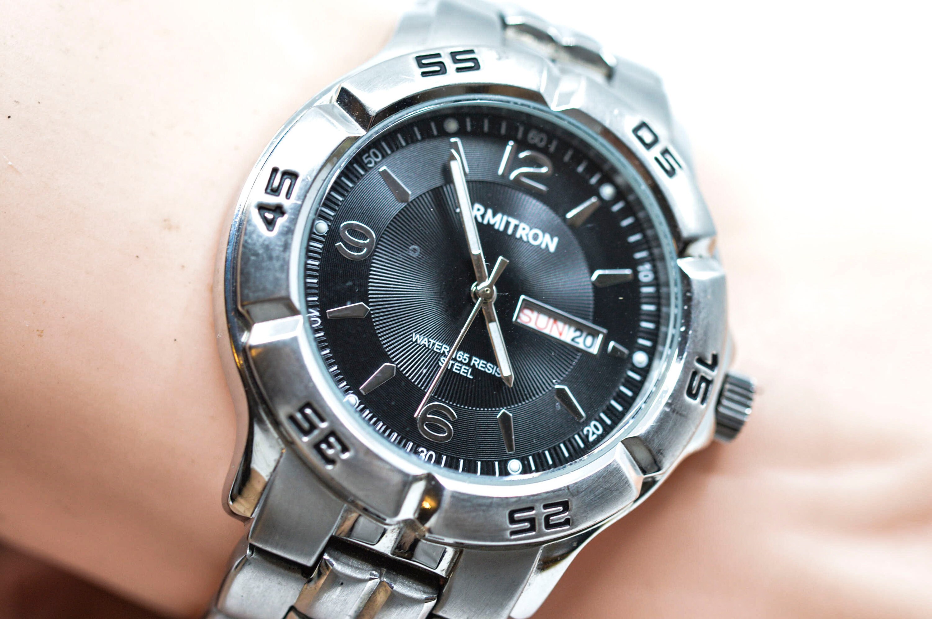 Hitstone watch shop metal