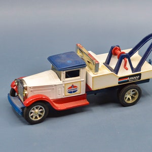 American classic, die cast , toy bank truck