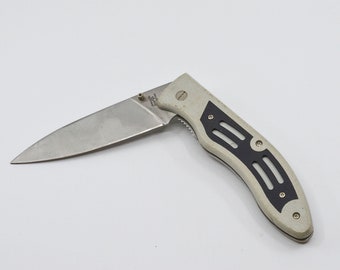 Frost Cutlery large folding knife