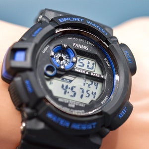 Black tone, large , digital wrist watch