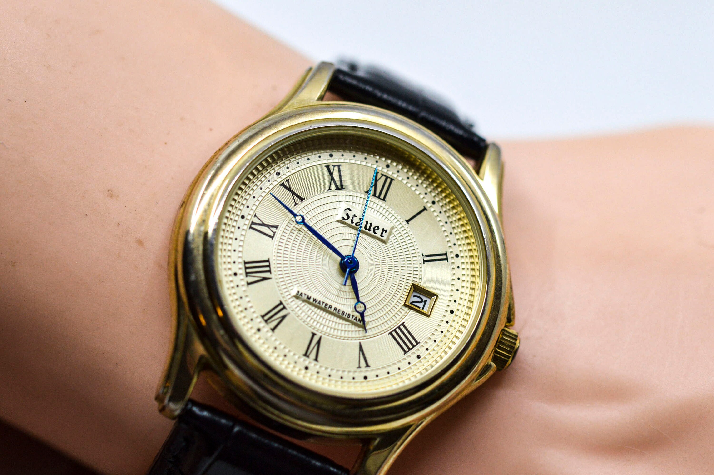 Stauer Gold Tone With Black Bracelet Quartz Wrist Watch Etsy UK