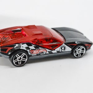 Hotwheels la fiesta toy car image 4