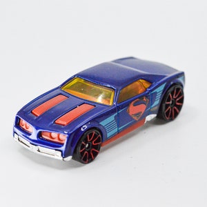 Hotwheels Bully goat toy car