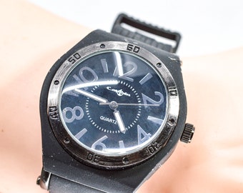 Black tone , mens quartz , wrist watch